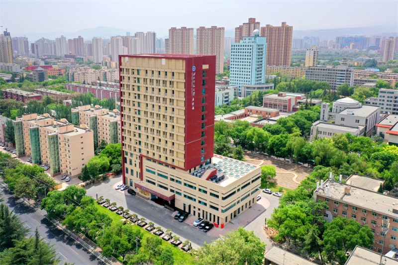 西北師范大學(xué)藏漢雙語培訓(xùn)基地.jpg